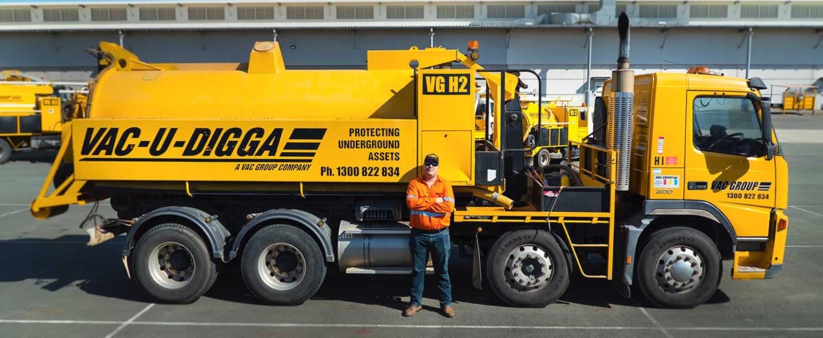 Vac-U-Digga——-6000 l-vacuum-truck-1