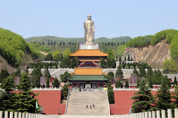 spring-temple-buddha